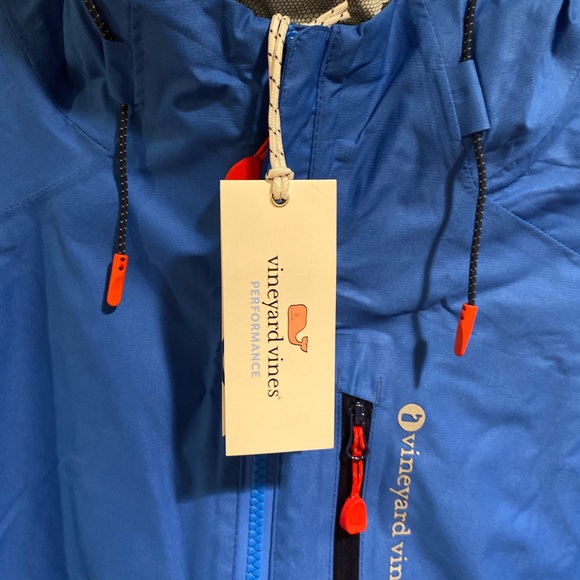 Vineyard Vines Performance Jacket. - Picture 2 of 7